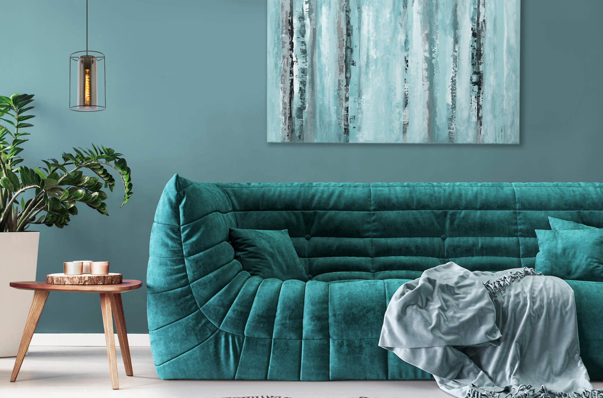 Бирюзовый диван в интерьере