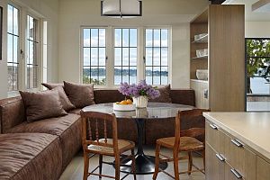 Стильный диван Фри из экокожи для гостиной 