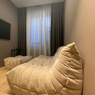 Мягкий бескаркасный диван для ежедневного отдыха. Отзыв с фото и рейтингом 5 звезд.