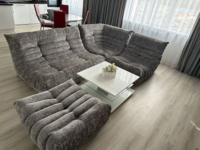 Бескаркасная мягкая мебель для современной квартиры. Отзыв с фото и оценкой 5/5.