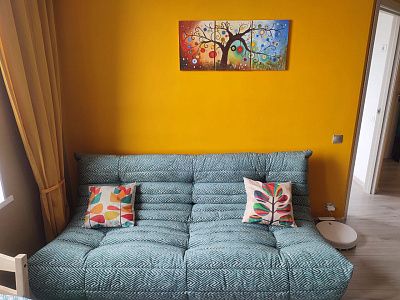 Купить диван без каркаса недорого. Отзыв о качестве и экономии с фото. 5/5.