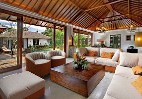 Комплект бескаркасных диванов Элизиум для загородного дома 