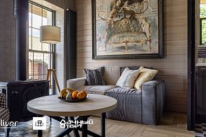 Дачный ответ, Кухня-гостиная с обезьянками и апельсинами, диваны Gliver, Бело-синий диван Фри 