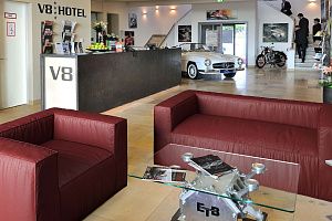 Офисный модульный диван Фри бордового цвета