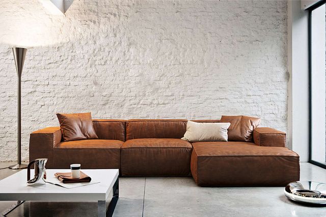 Диван в интерьере гостиной-41, диван Фри из экокожи