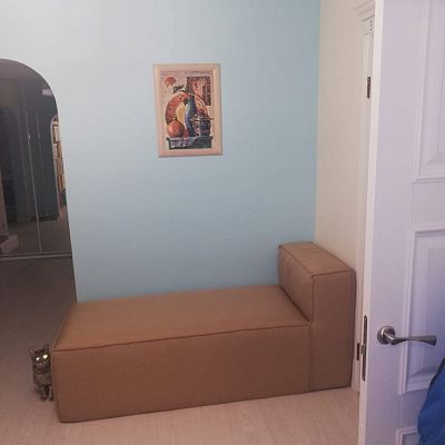 Мягкий диван без каркаса: отзыв о комфорте. Фото в гостиной. 5/5.