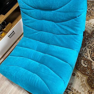 Удобное кресло для чтения и отдыха: отзыв о качестве. Фото в интерьере. Рейтинг 5 звезд.