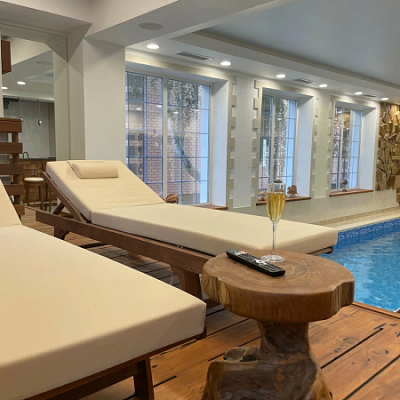 Матрас на лежаки в бассейне, точно по размеру в нужном цвете. Отзыв клиента 5 звезд.