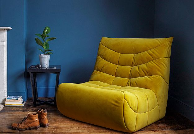 Желтое бескаркасное кресло Смайл