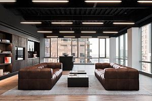 Офисный диван Квадро коричневого цвета