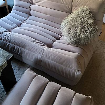 Мягкий мебельный уголок для гостиной: отзыв о уюте и качестве. Фото и рейтинг 5/5.