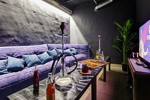 Стильный и комфортный диван ДеФранс для лаунж зоны, сиреневый диван для релакса и отдыха