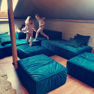 Модуль для дивана в качестве пуфа. Отзыв о многофункциональности с фото. 5 звезд.