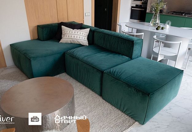 Дачный ответ, Кухня-гостиная на стыке севера и юга, диваны Gliver, Зеленый диван Фри от Gliver
