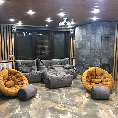 Бескаркасная мягкая мебель для современной квартиры. Отзыв с фото и оценкой 5/5.