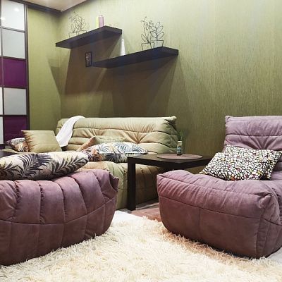 Мягкий бескаркасный диван для ежедневного отдыха. Отзыв с фото и рейтингом 5 звезд.