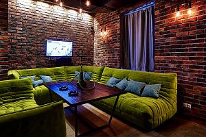 Бескаркасный диван ДеФранс зеленого цвета в кальянной