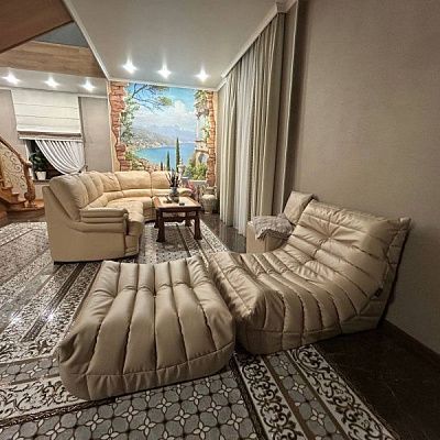 Модульная бескаркасная мебель в гостиной. Фото и отзыв покупателя на 5 звезд.