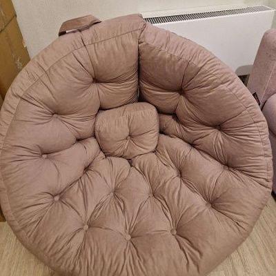 Удобное кресло для чтения и отдыха: отзыв о качестве. Фото в интерьере. Рейтинг 5 звезд.