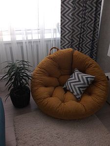 Кресло лаунж для полноценного отдыха. Отзыв с фото в зоне релакса. Высшая оценка 5 звезд.