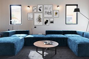 Синий диван-трансформер Фри в гостиной