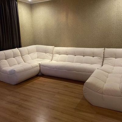 Мебель для организации домашнего кинотеатра. Отзыв о комфорте просмотра с фото. Рейтинг 5/5.