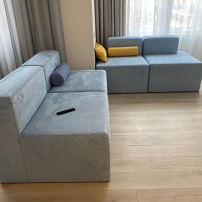 Реальный отзыв о модульных диванах. Фото в интерьере спустя полгода. Оценка 5/5.