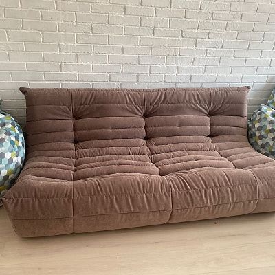 Купить диван из пенополиуретана: отзыв о надежности бескаркасной мебели. Фото и оценка 5 звезд.