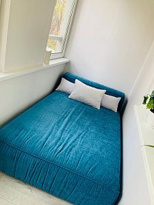 Мягкий лежак  - как диванчик -  на балкон. Отзыв о релаксе с фото и оценкой 5/5.