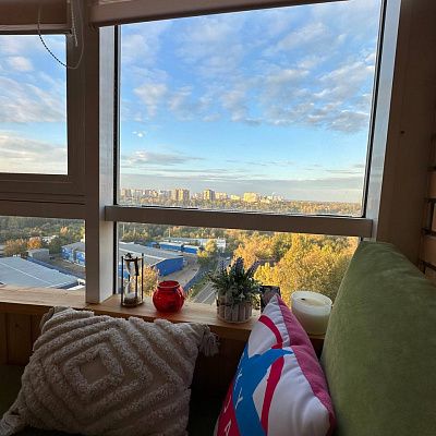 Зеленый матрас и подушки на балкон для зоны отдыха, на заказ любого размера и цвета от фабрики Гливер. Отзыв клиента, высокий рейтинг, 5 звезд.