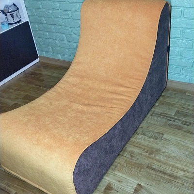 Удобное кресло для просмотра телевизора: отзыв о комфорте. Фото в гостиной. 5 звезд.