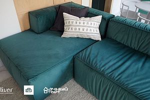 Дачный ответ, Кухня-гостиная на стыке севера и юга, диваны Gliver, Зеленый диван Фри от Gliver