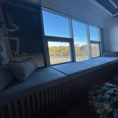 Серый матрас на подоконник, любой размер, толщина, ткань на заказ от фабрики Gliver. Отзыв клиента на матрасик и подушки фабрики Гливер. 5 звезд. 