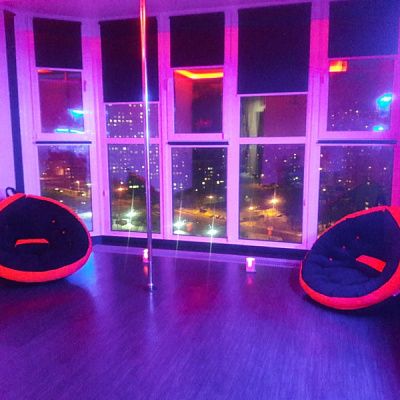 Кресло-лежанка для просторной гостиной. Отзыв об эргономике для отдыха с фото. 5 звезд.