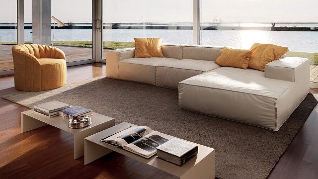 Как выбрать размер дивана-2, Угловой диван Фри Лаунж белого цвета