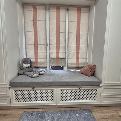 Серый матрасик на подоконник к детскую комнату, мягкий матрас для игровой зоны. Отзыв о качестве от клиента, рейтинг 5 звезд. 